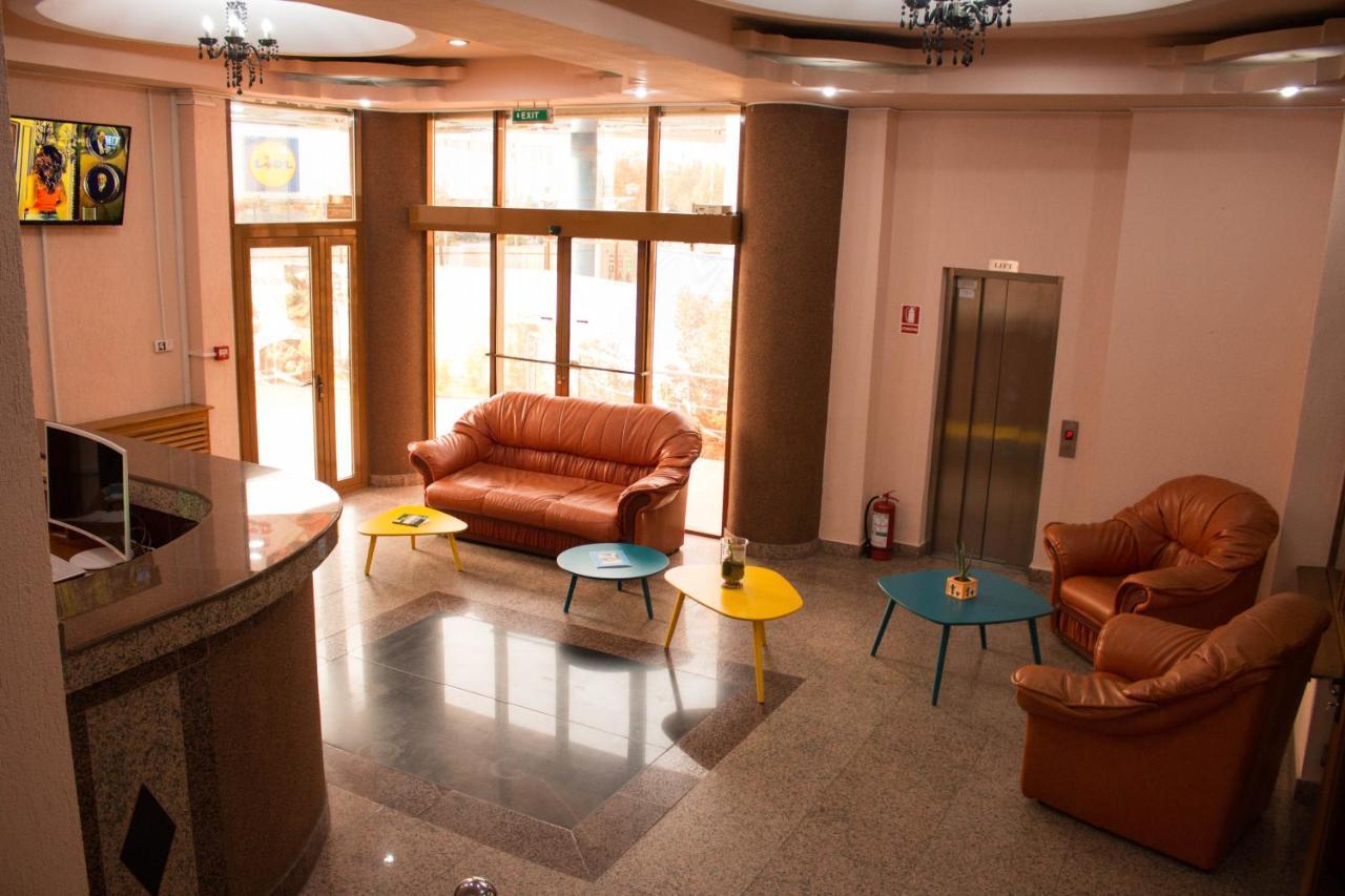 N&S Hotel Barlad Bîrlad エクステリア 写真
