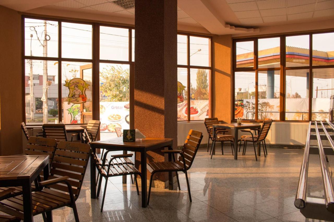 N&S Hotel Barlad Bîrlad エクステリア 写真