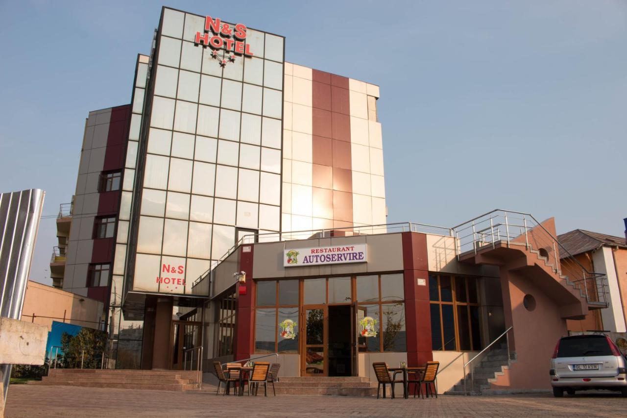 N&S Hotel Barlad Bîrlad エクステリア 写真